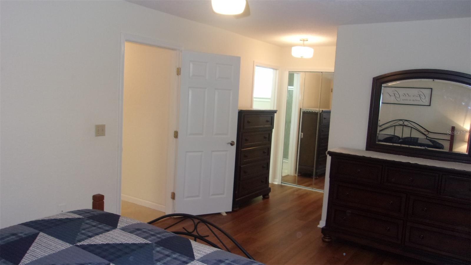 Image 11 of 26 For 10821 83rd Court