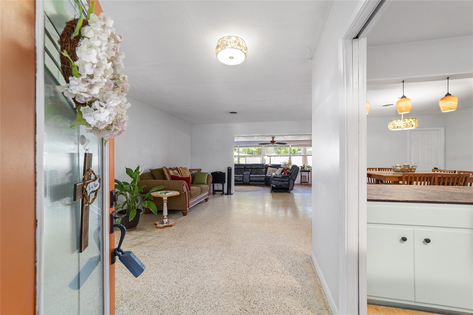 Image 12 of 68 For 219 20th Terrace