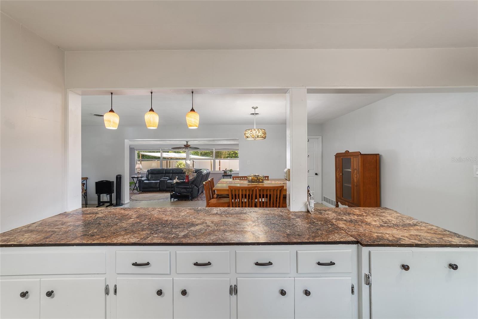 Image 19 of 68 For 219 20th Terrace