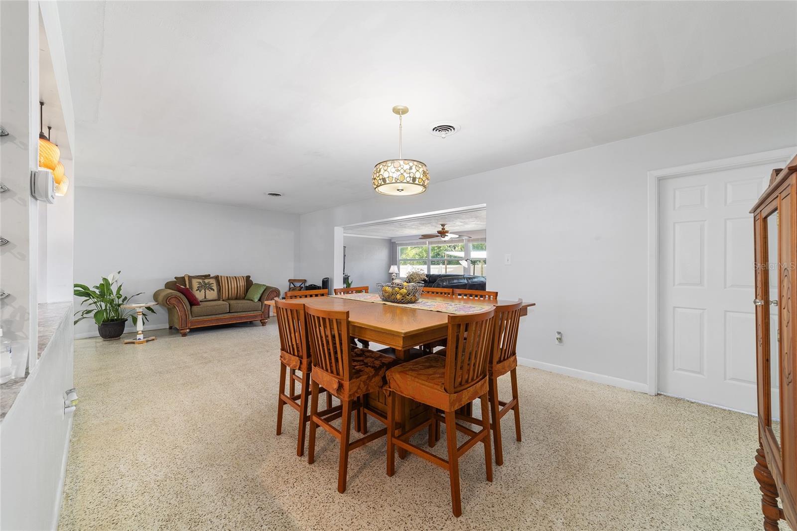 Image 22 of 68 For 219 20th Terrace