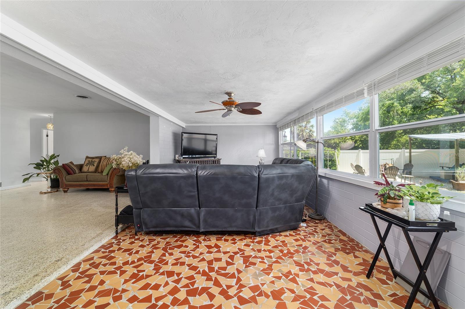 Image 28 of 68 For 219 20th Terrace