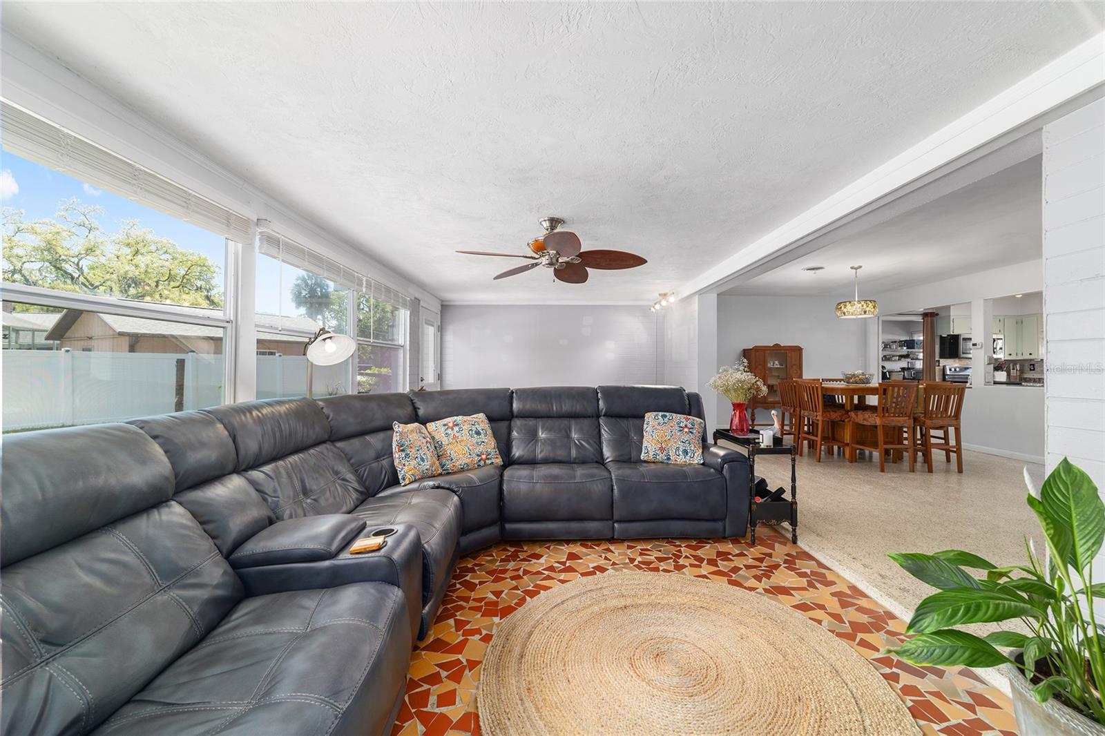 Image 30 of 68 For 219 20th Terrace