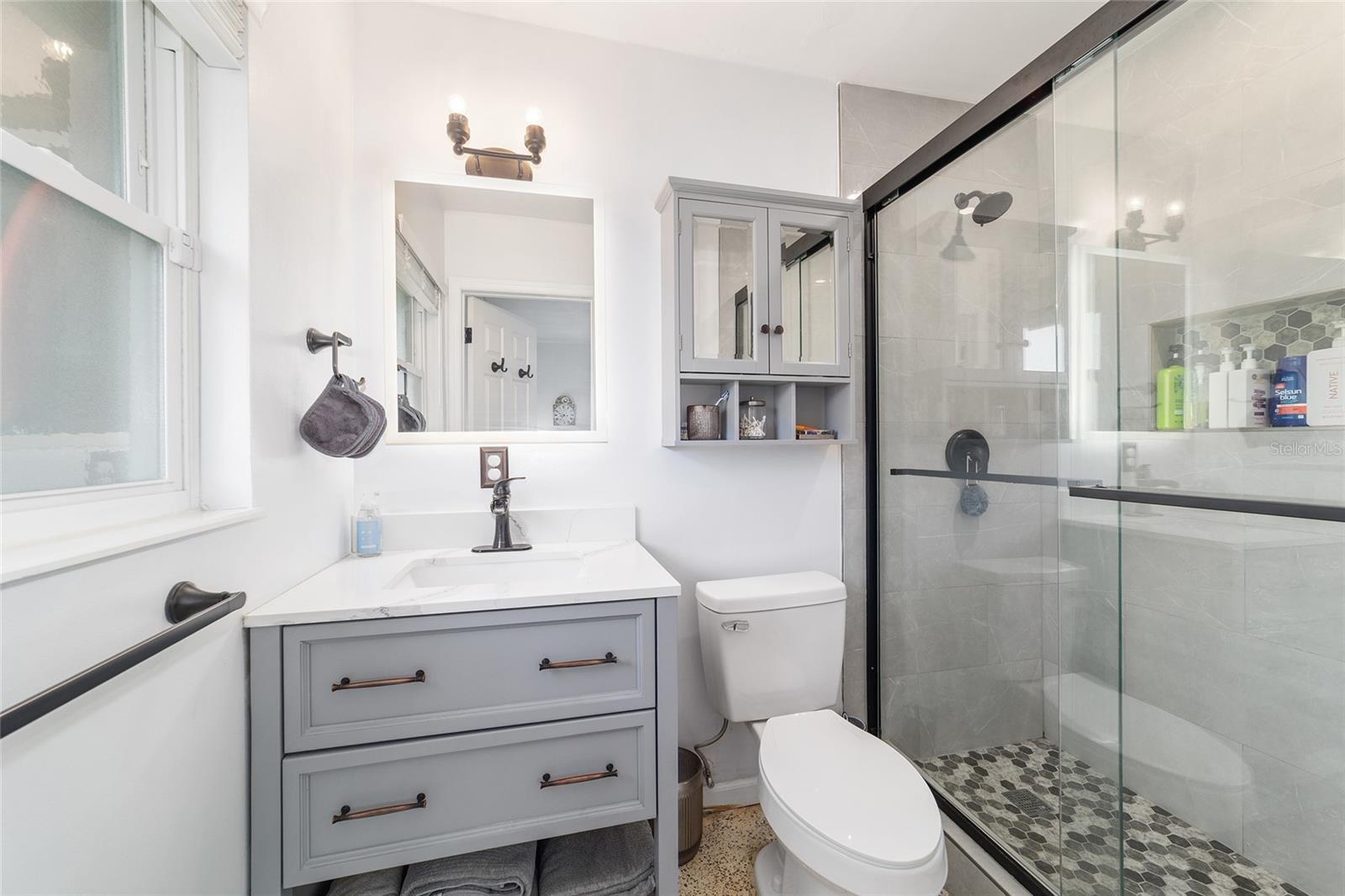 Image 35 of 68 For 219 20th Terrace