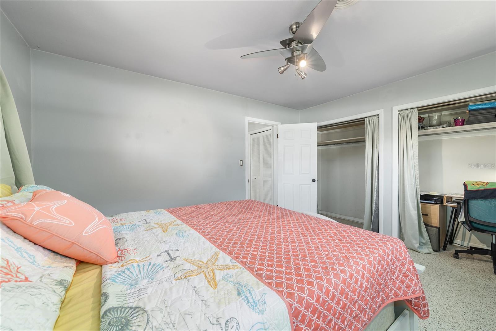 Image 39 of 68 For 219 20th Terrace