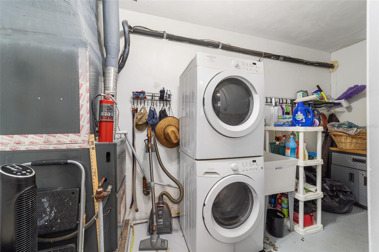 Image 49 of 68 For 219 20th Terrace