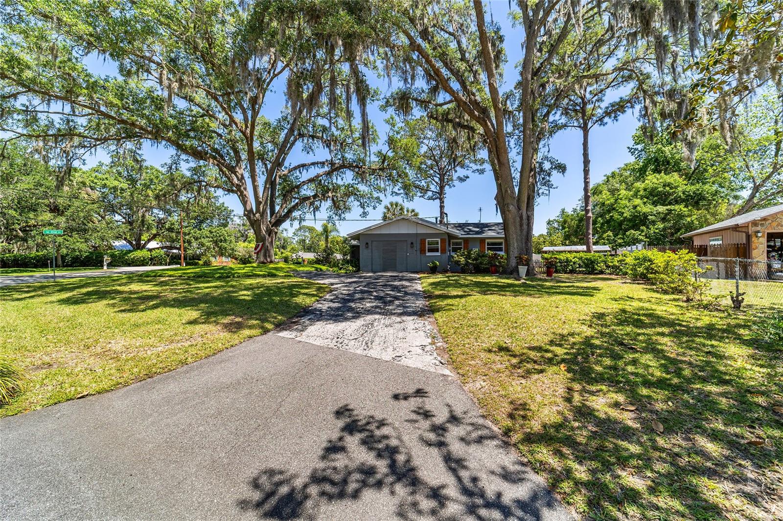 Image 9 of 68 For 219 20th Terrace