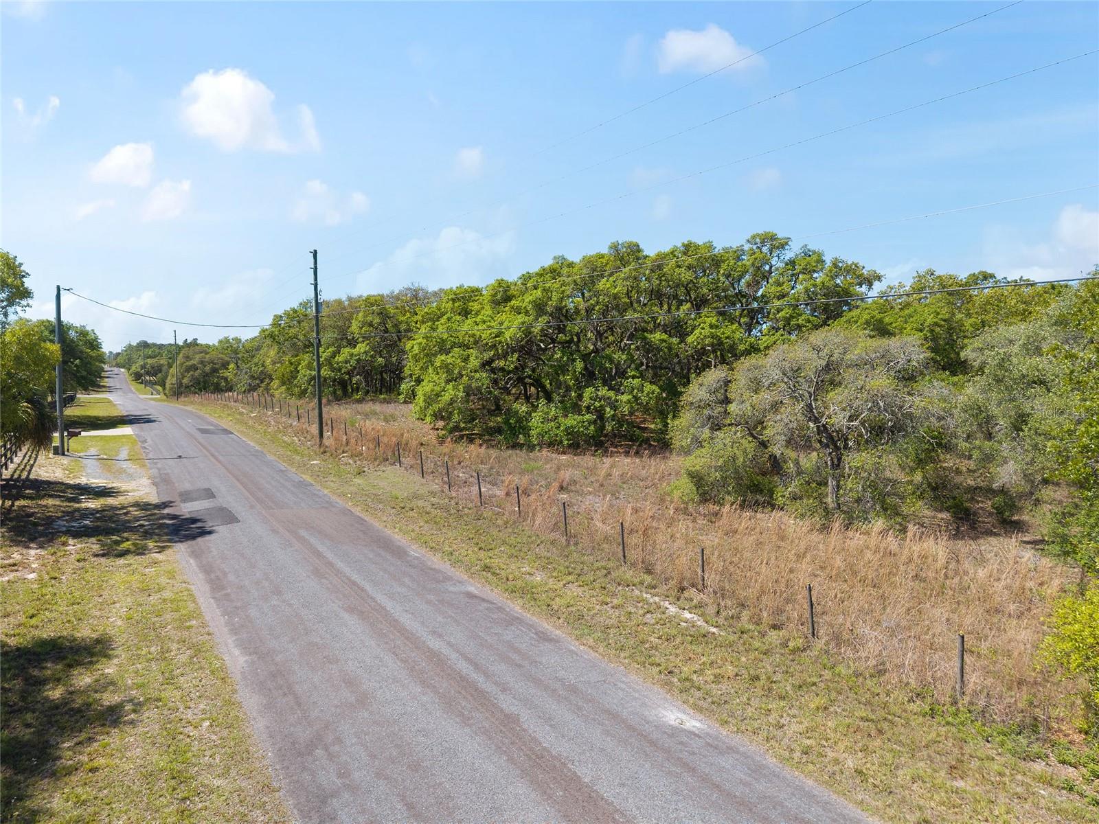 Image 3 of 13 For 5439 Oakhill Street