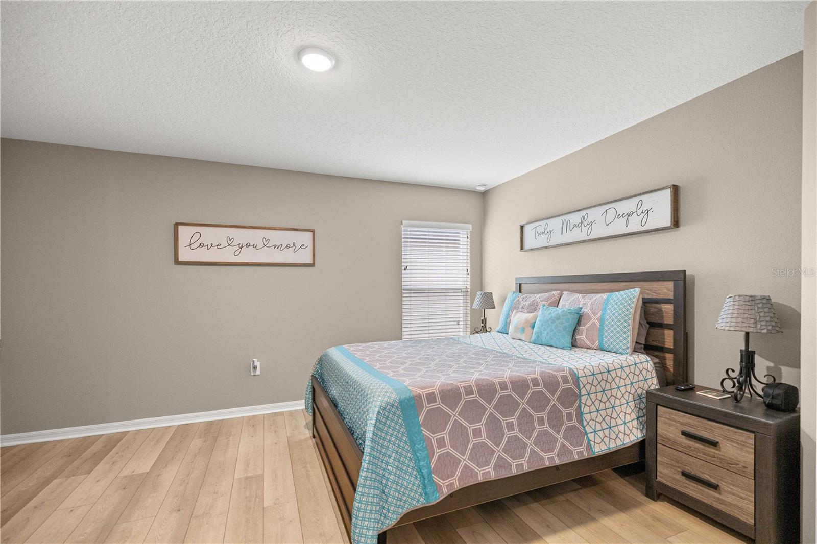 Image 13 of 31 For 12775 Impatiens Street