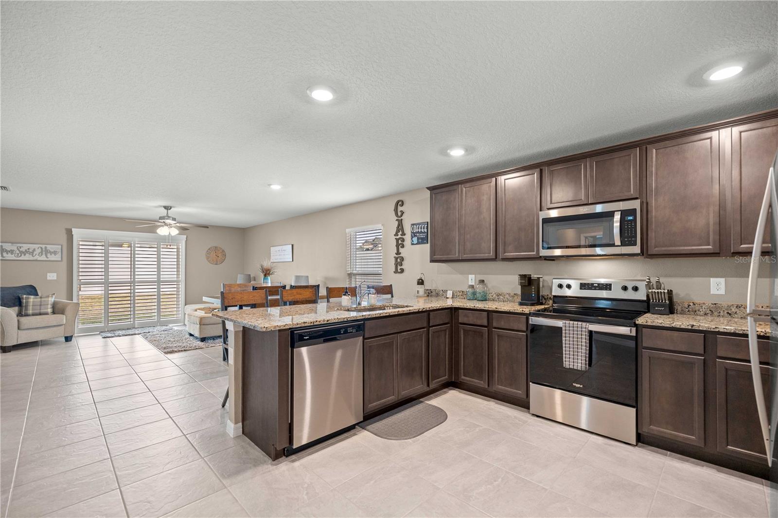 Image 7 of 31 For 12775 Impatiens Street