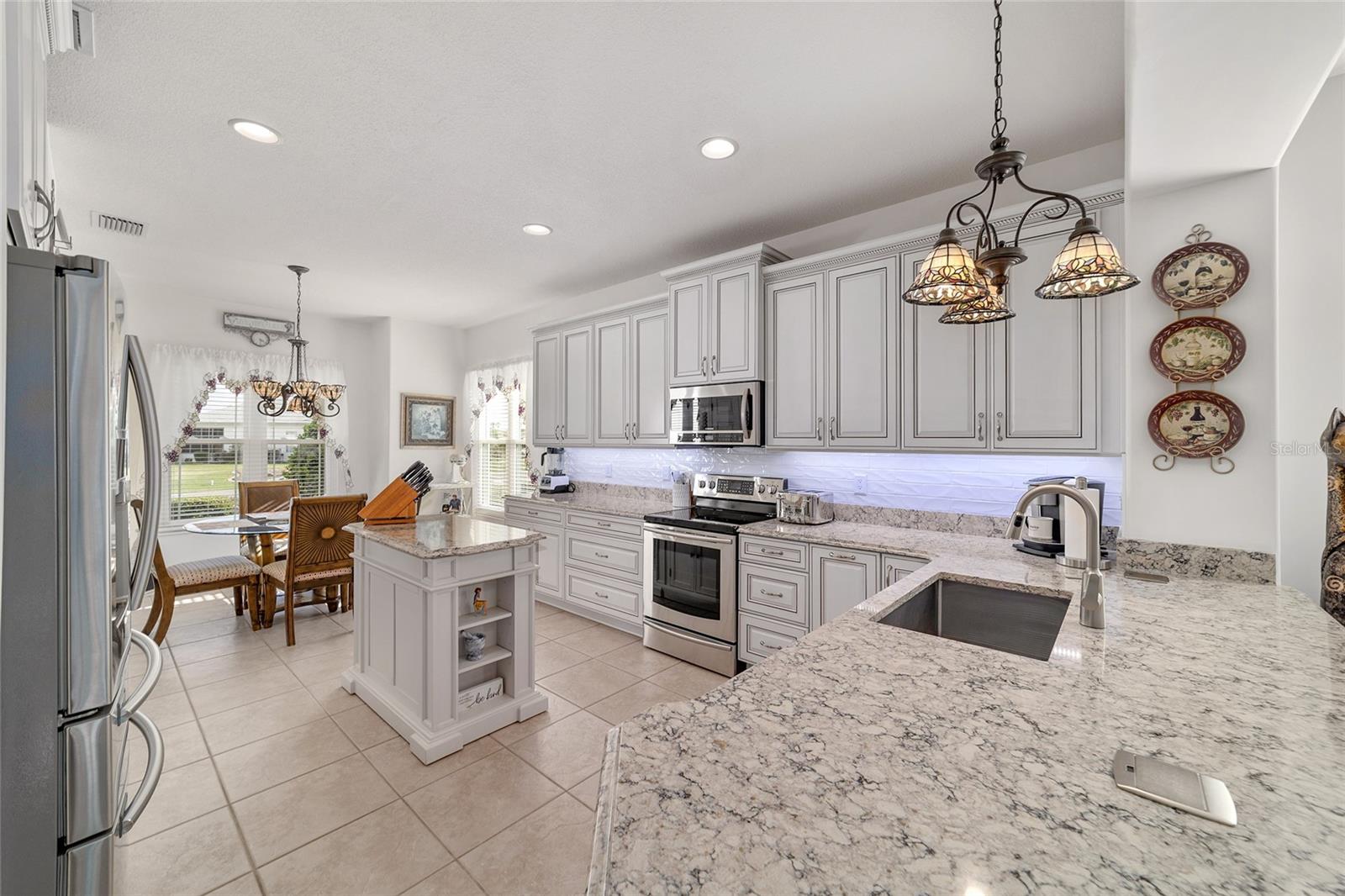 Image 31 of 89 For 9333 124th Place