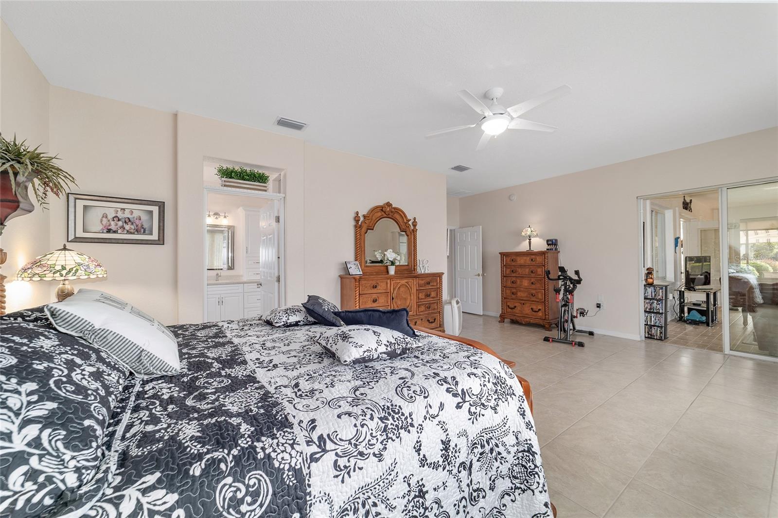 Image 53 of 89 For 9333 124th Place