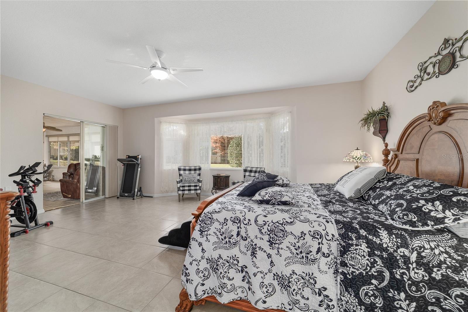 Image 54 of 89 For 9333 124th Place