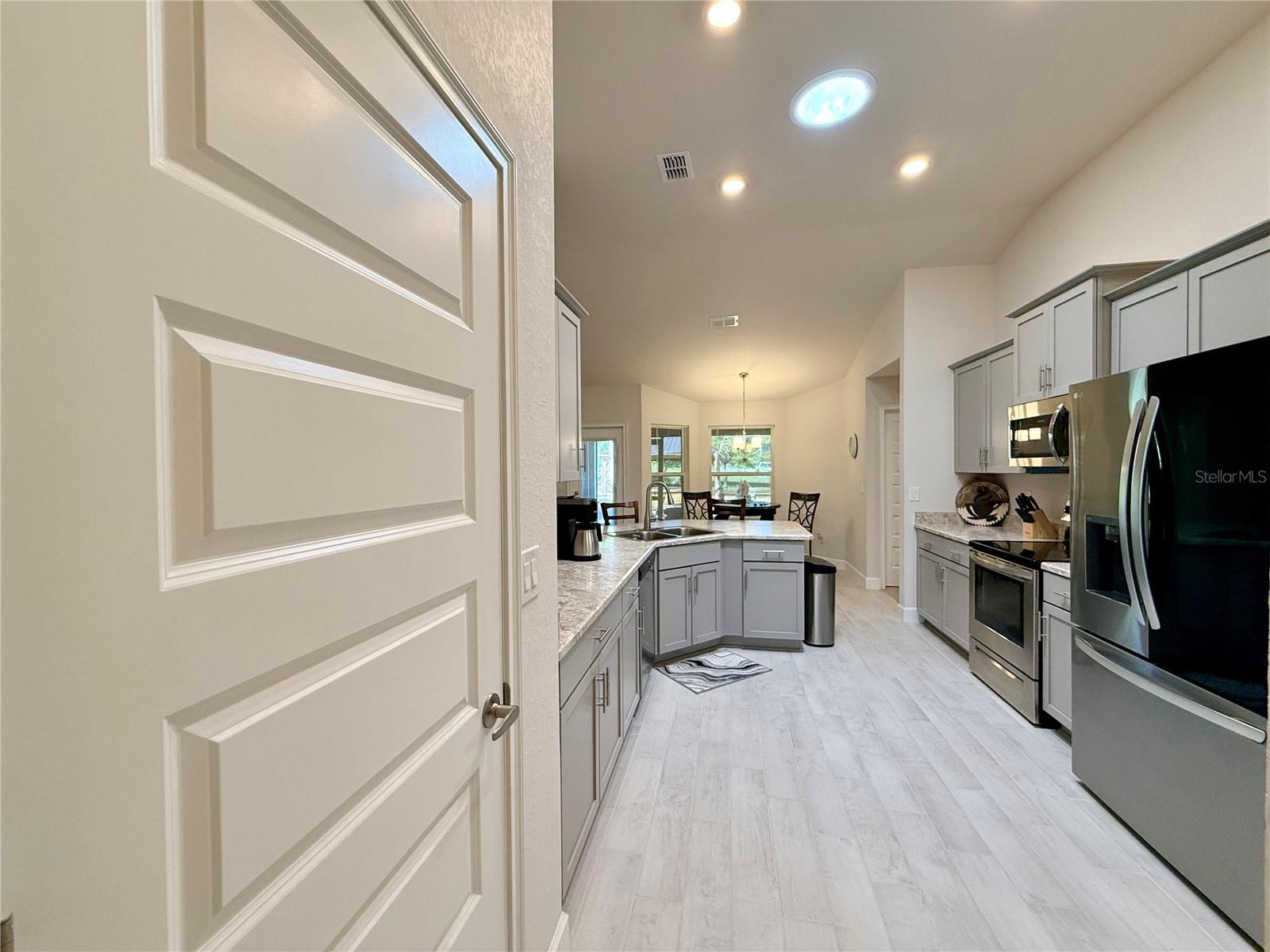 Image 25 of 53 For 9832 46th Court