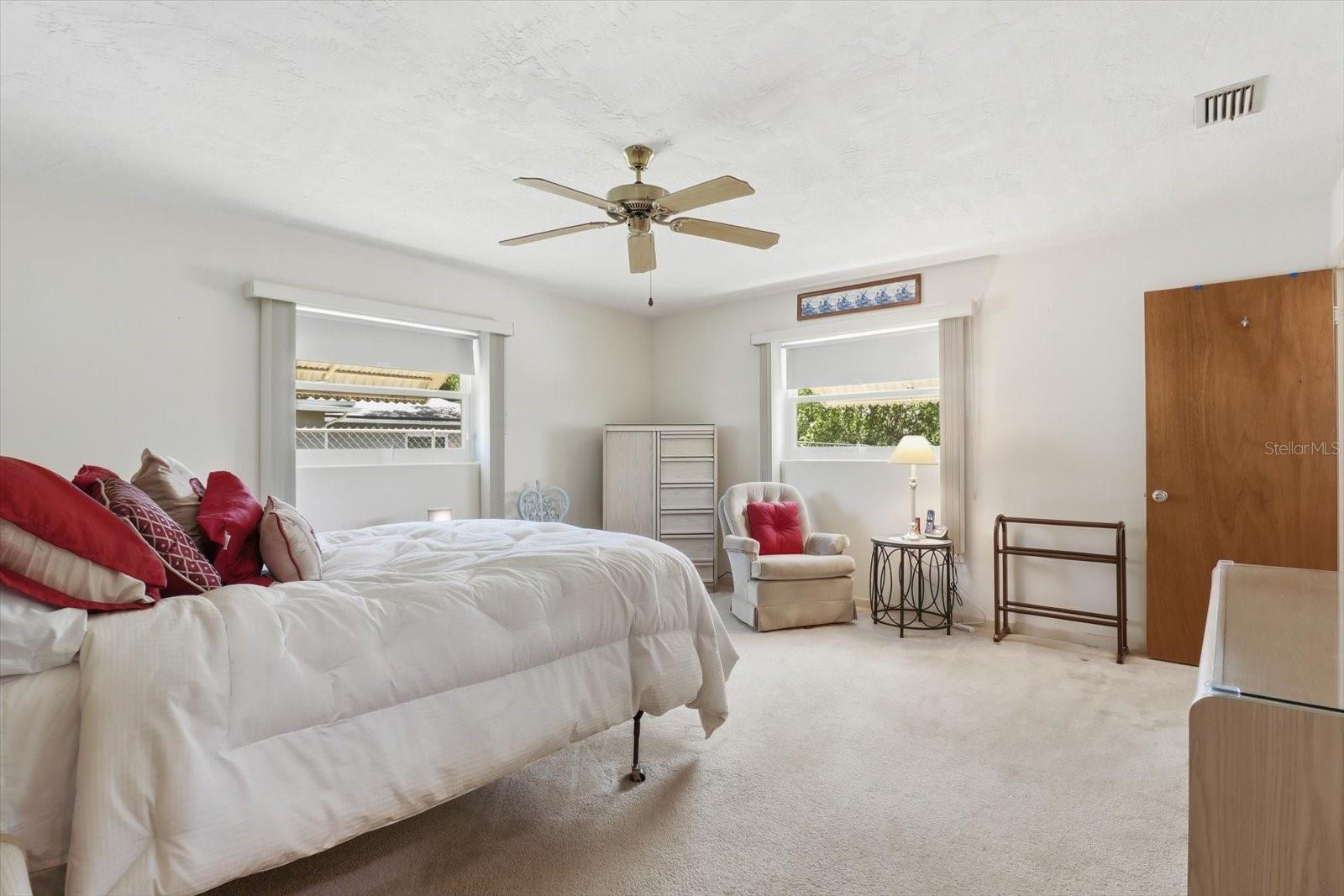 Image 22 of 45 For 73 Tyler Street