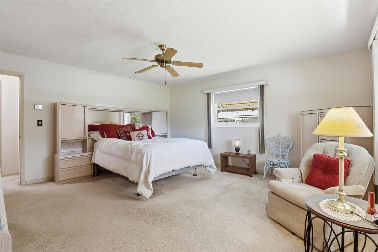 Image 23 of 45 For 73 Tyler Street