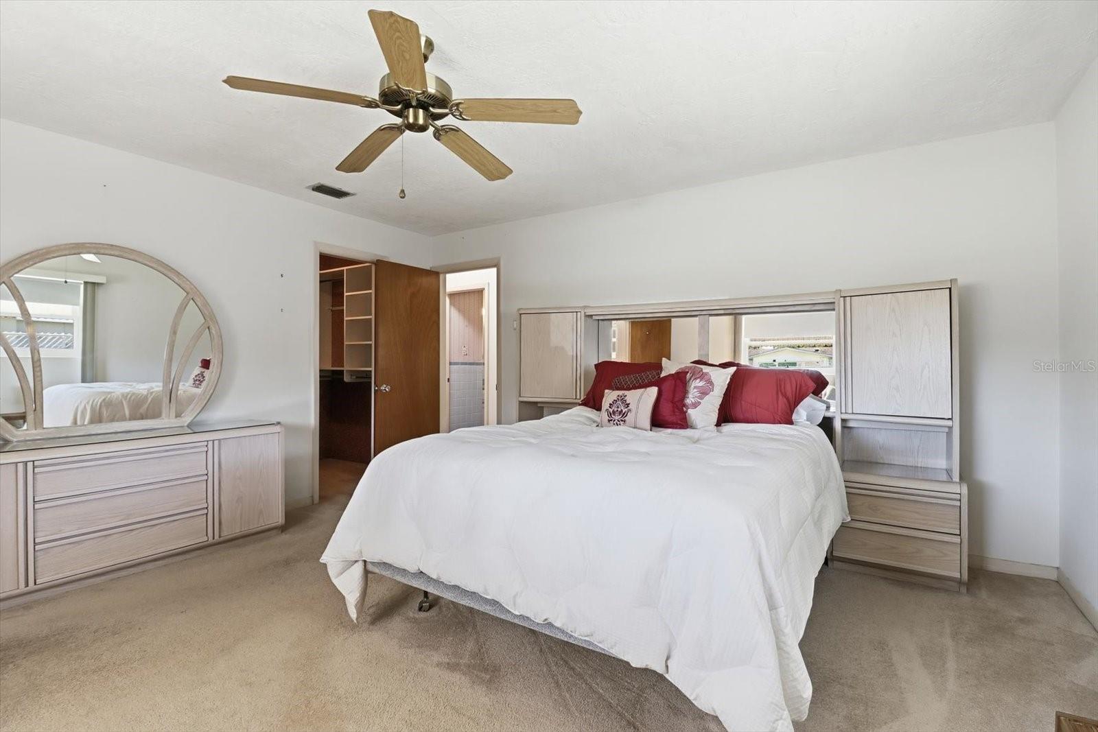 Image 24 of 45 For 73 Tyler Street