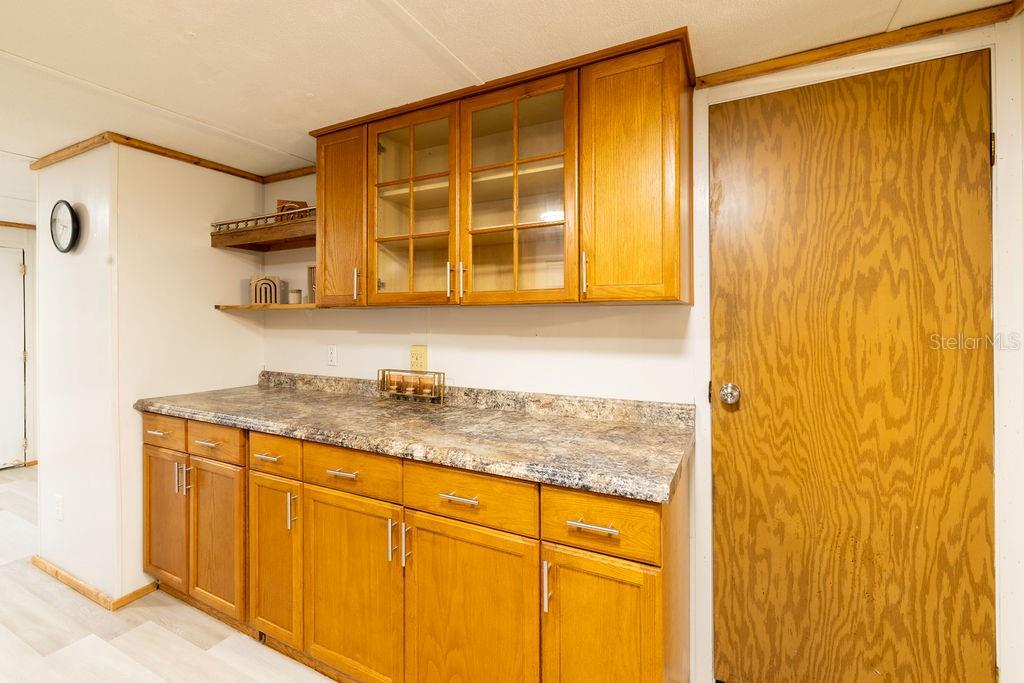 Image 12 of 92 For 9591 87th Place