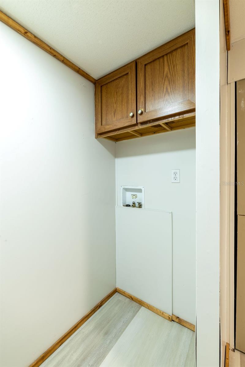 Image 20 of 92 For 9591 87th Place