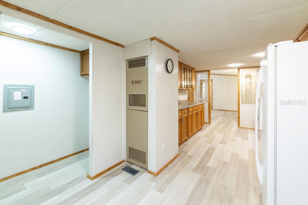 Image 22 of 92 For 9591 87th Place