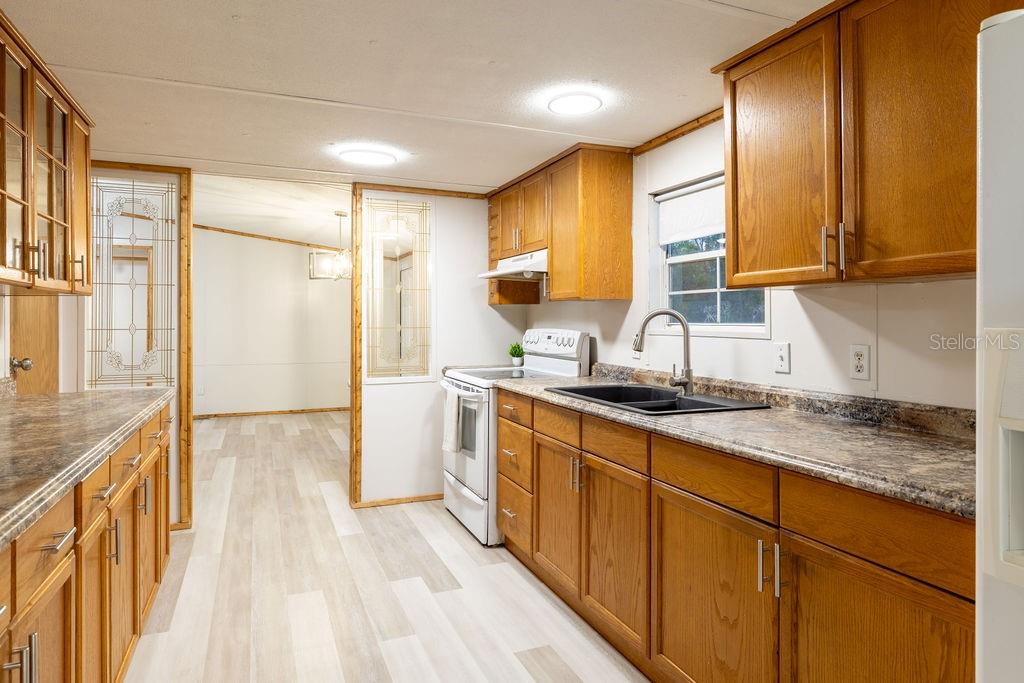 Image 23 of 92 For 9591 87th Place