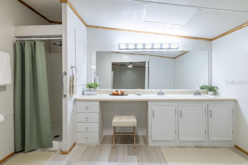 Image 32 of 92 For 9591 87th Place