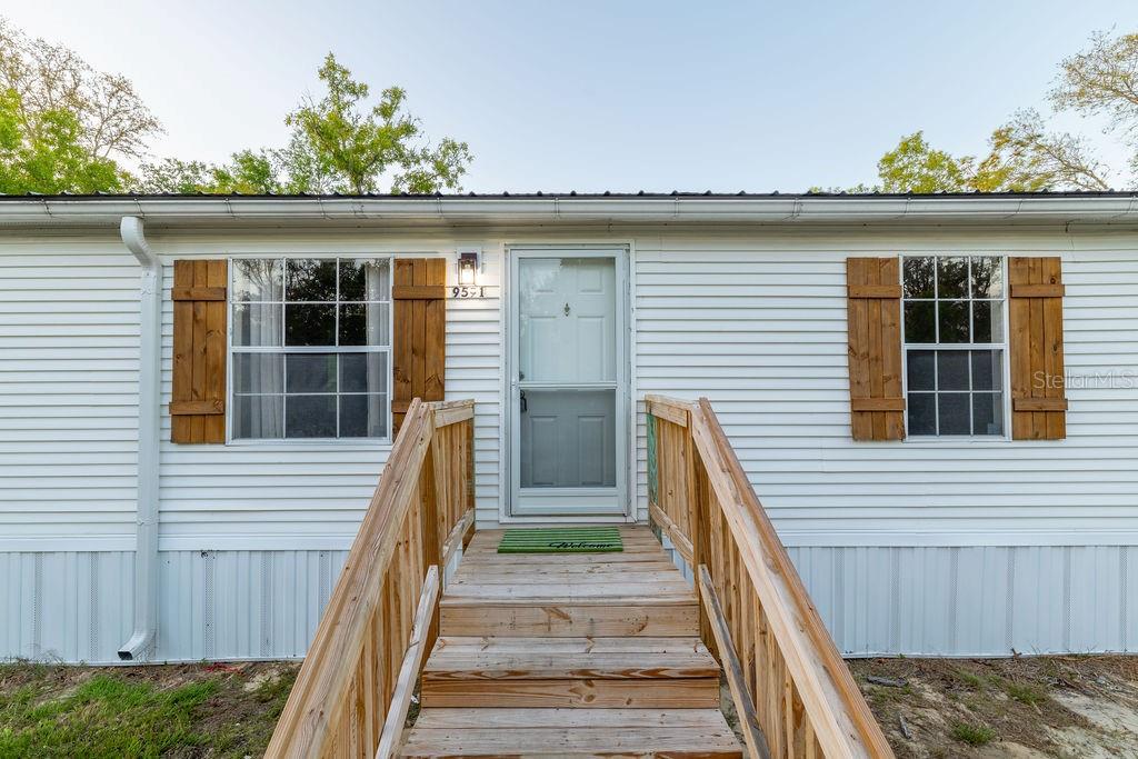 Image 6 of 92 For 9591 87th Place