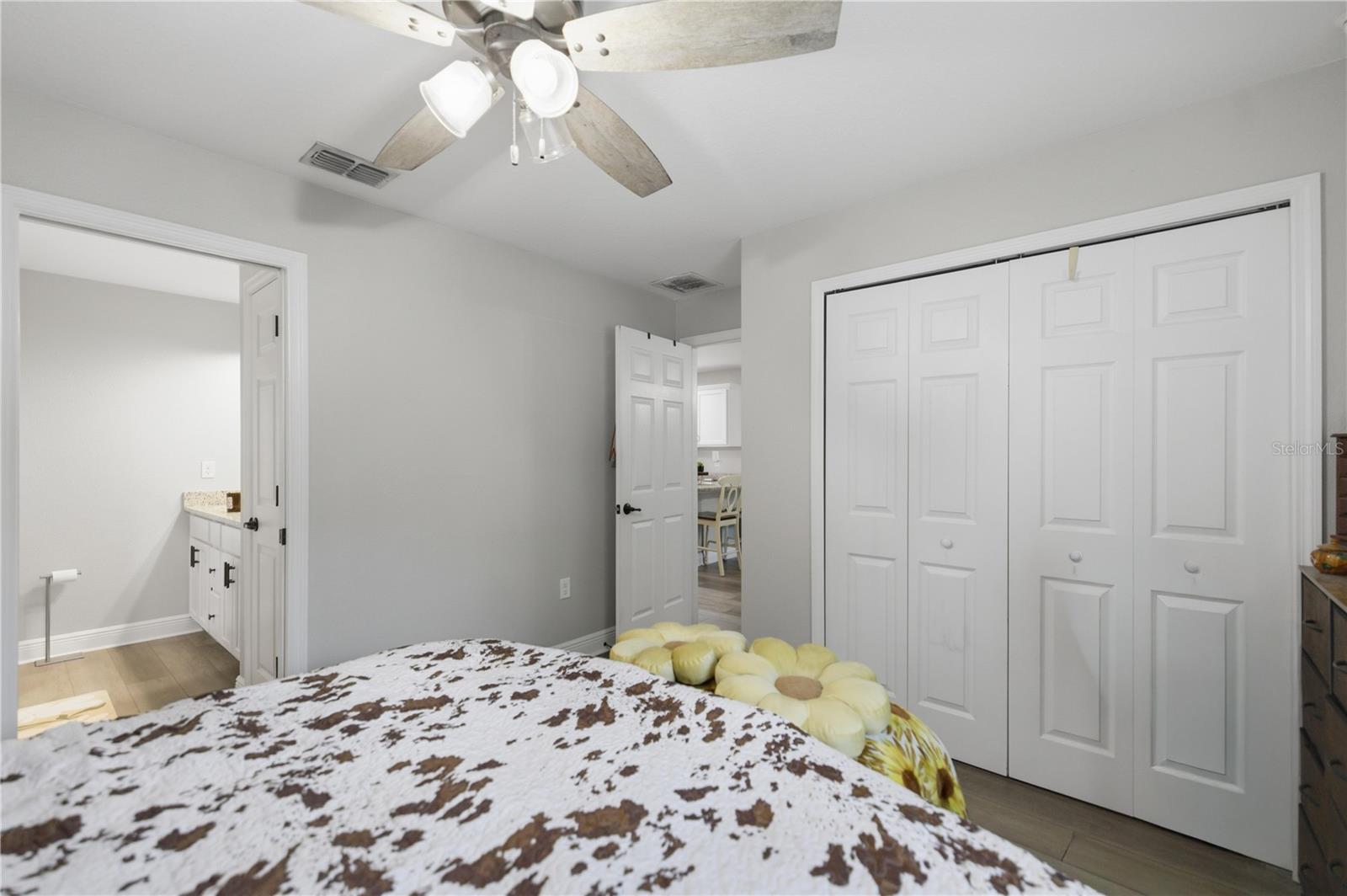 Image 14 of 20 For 15541 13th Lane