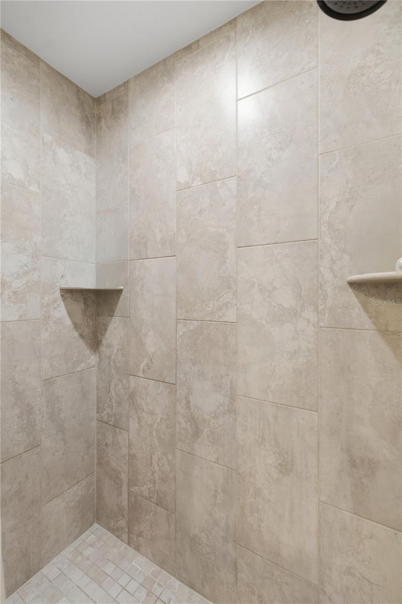 Image 16 of 20 For 15541 13th Lane