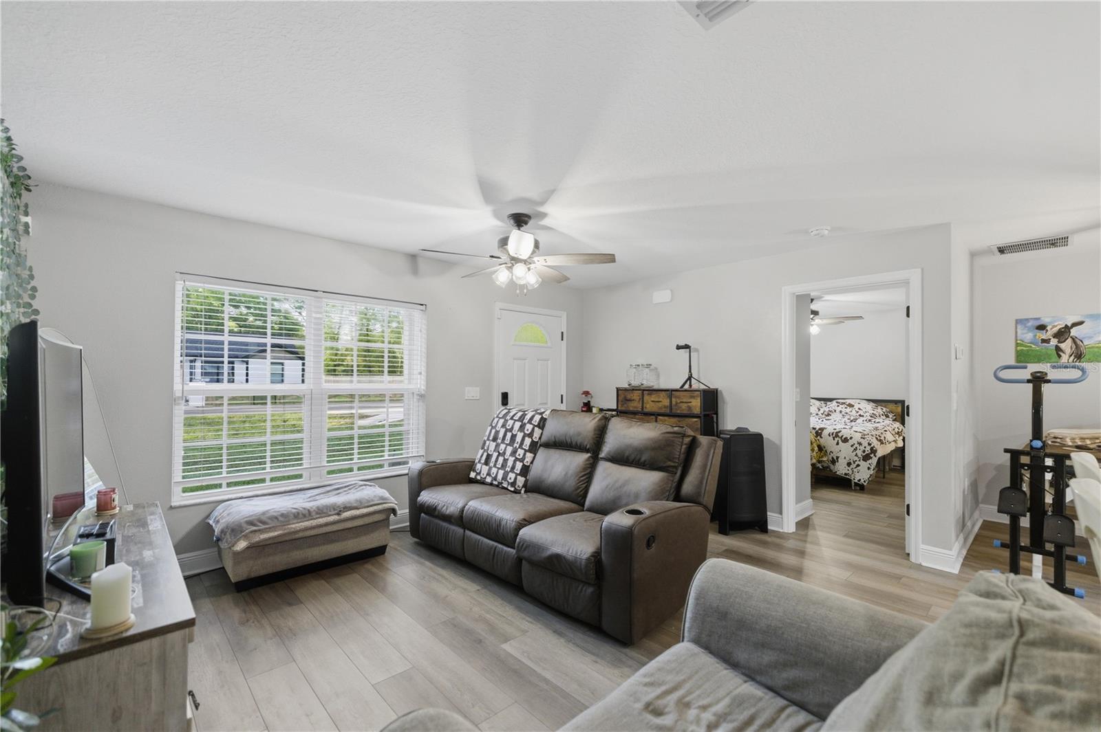 Image 9 of 20 For 15541 13th Lane