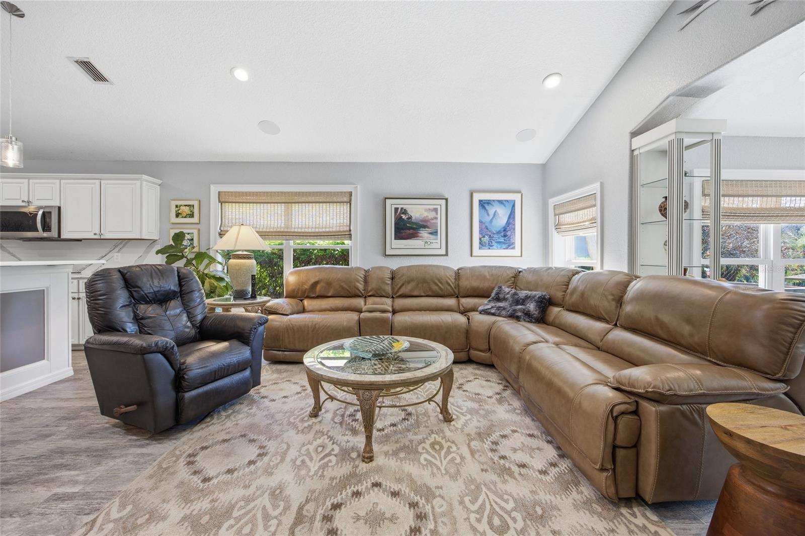 Image 24 of 54 For 6120 Landings Boulevard