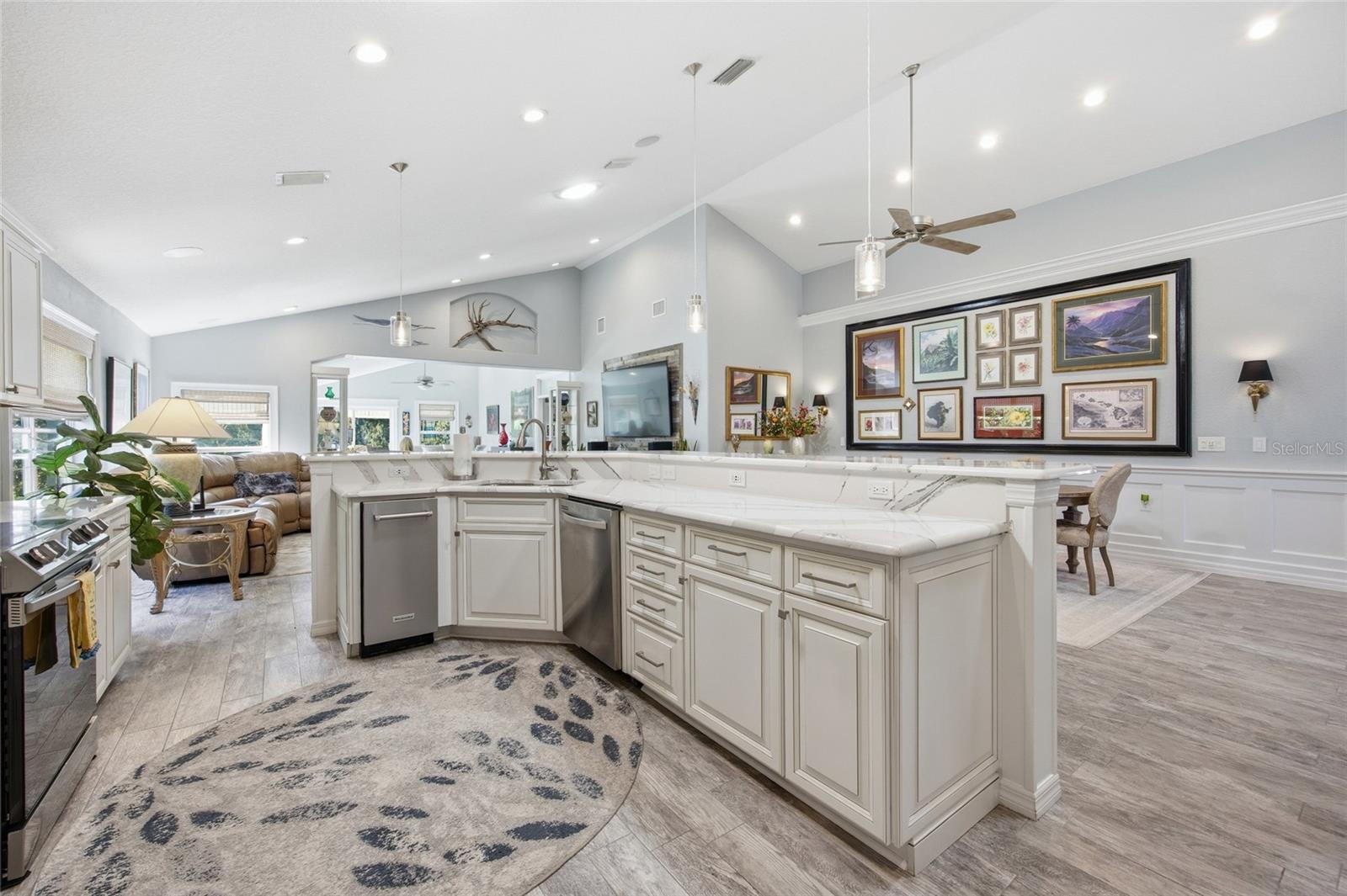 Image 27 of 54 For 6120 Landings Boulevard