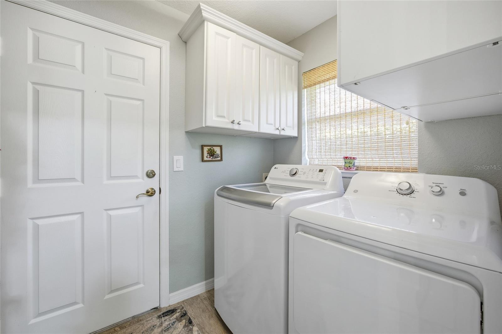 Image 29 of 54 For 6120 Landings Boulevard