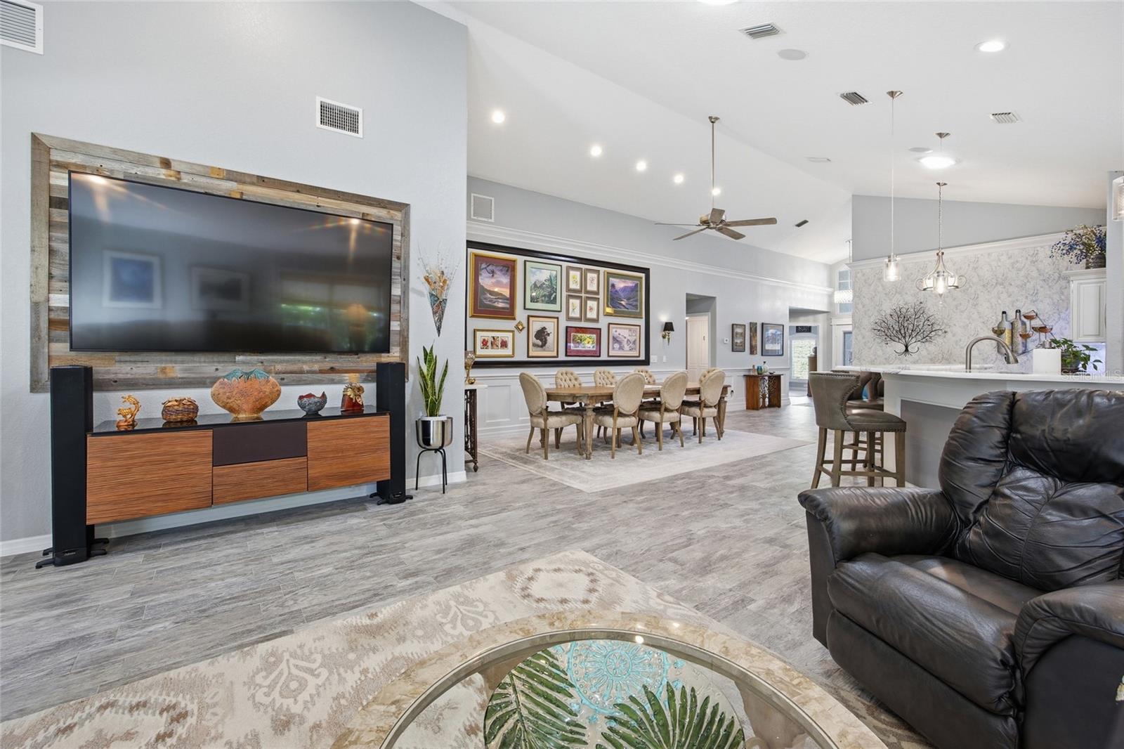 Image 31 of 54 For 6120 Landings Boulevard