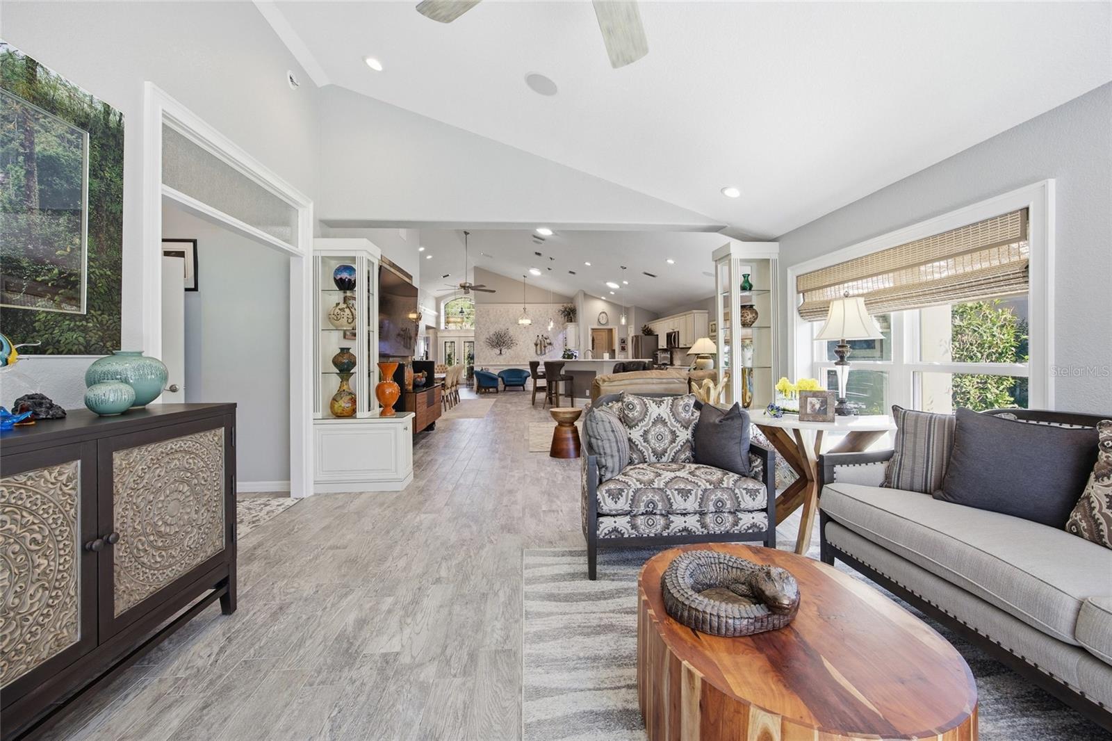 Image 34 of 54 For 6120 Landings Boulevard