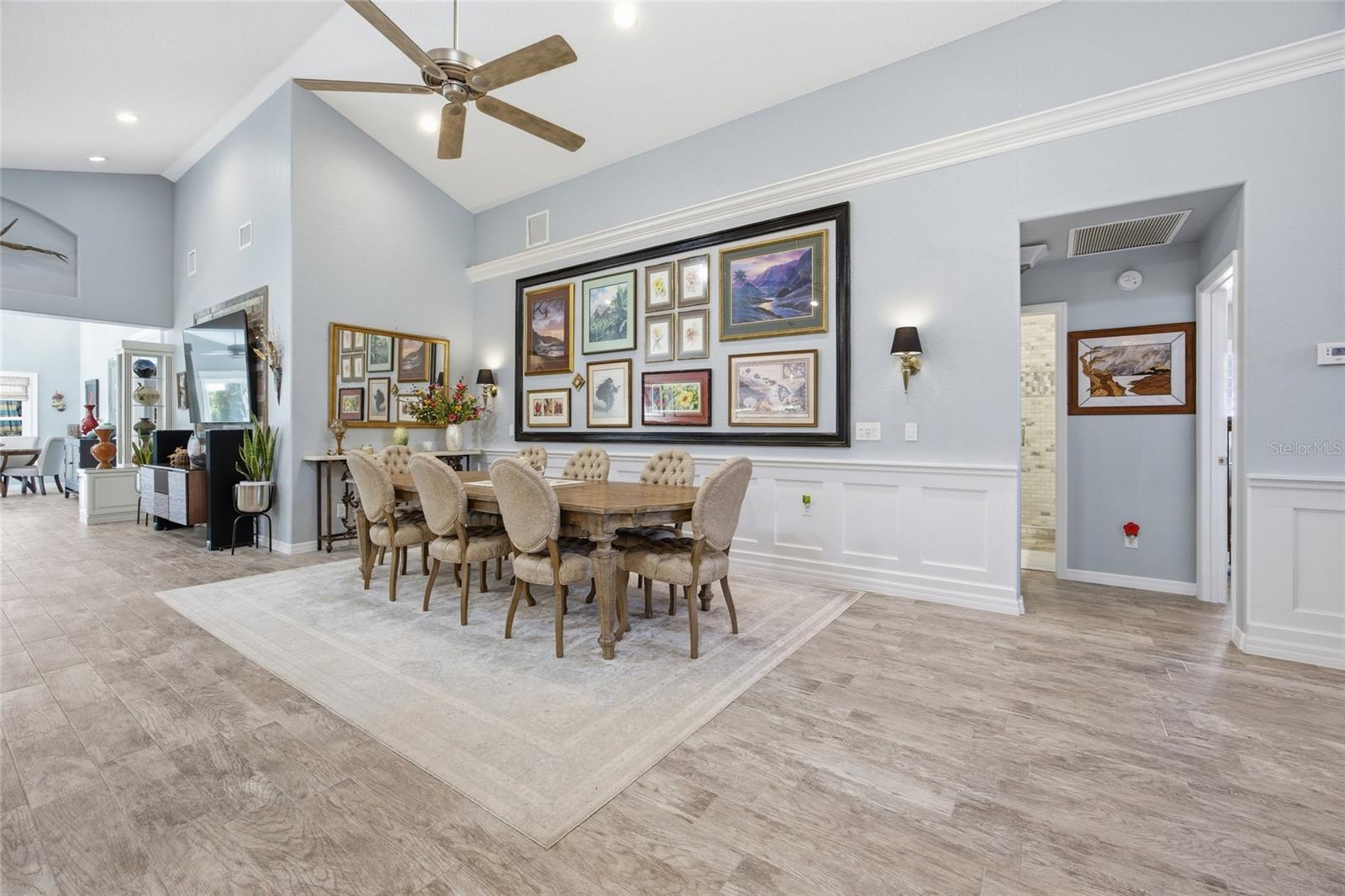 Image 9 of 54 For 6120 Landings Boulevard