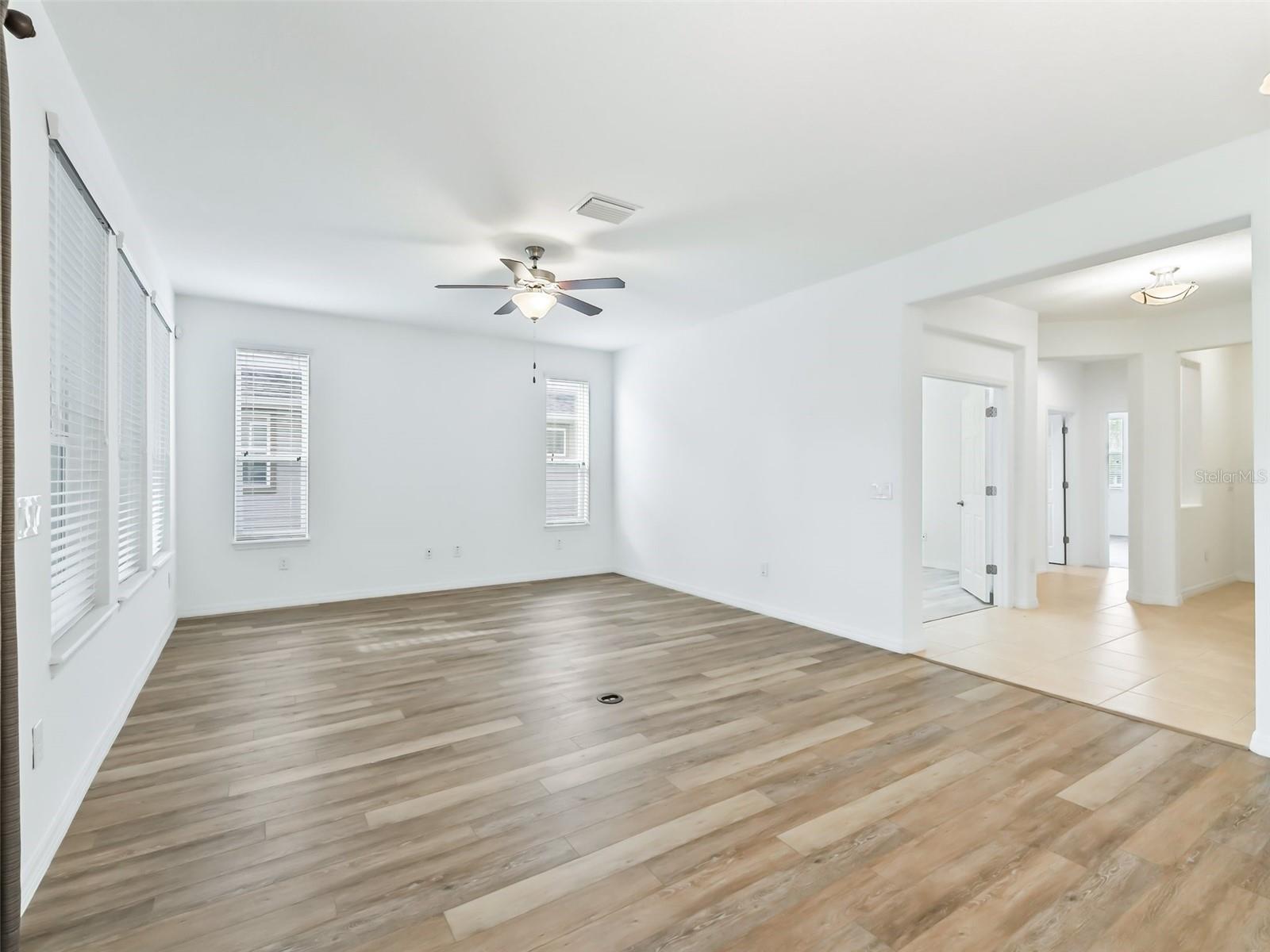 Image 11 of 34 For 4976 35th Lane Road