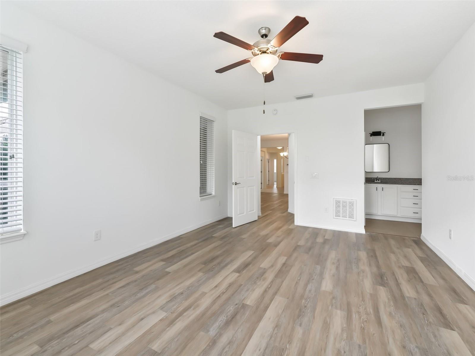 Image 20 of 34 For 4976 35th Lane Road