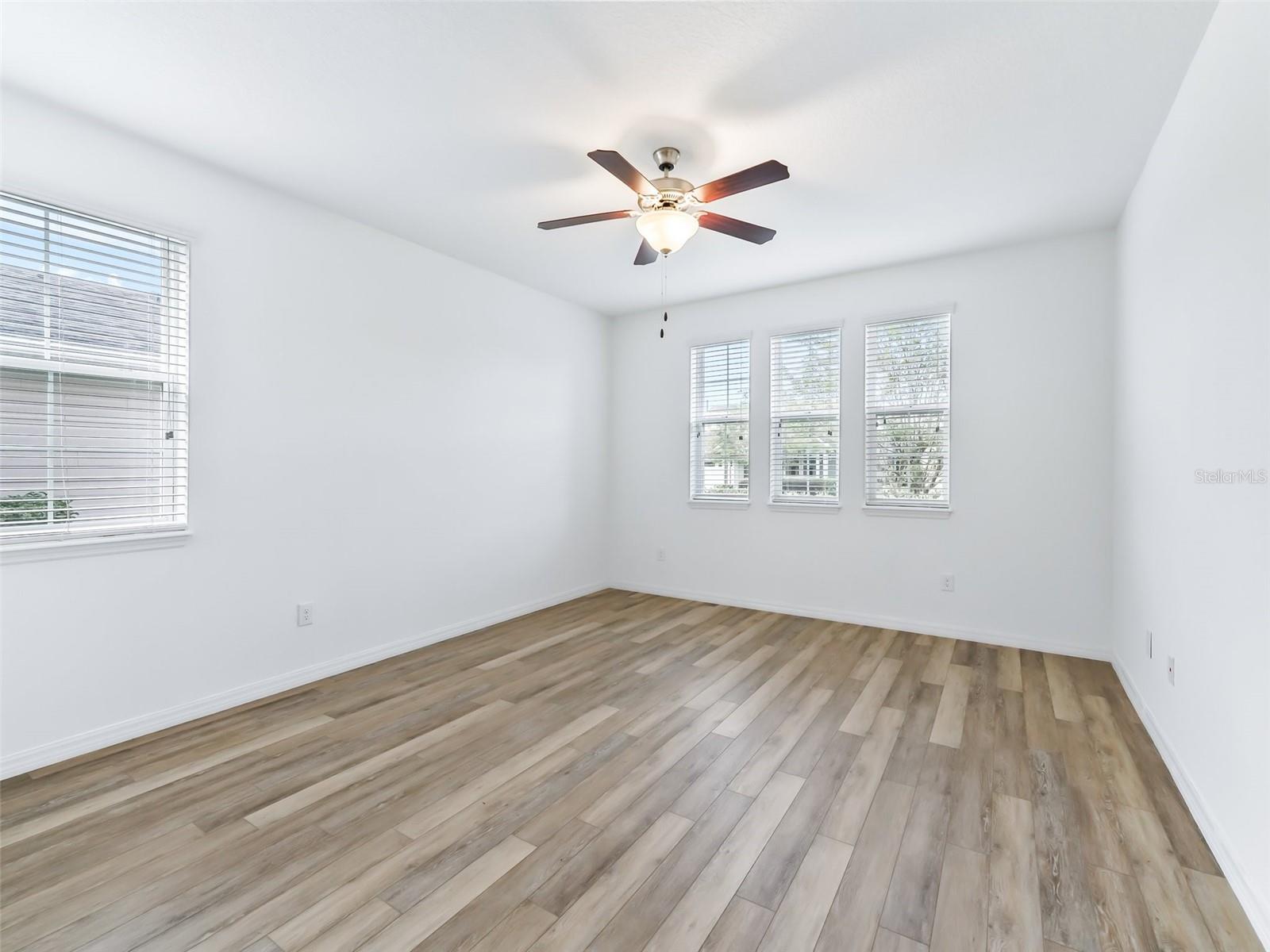 Image 9 of 34 For 4976 35th Lane Road