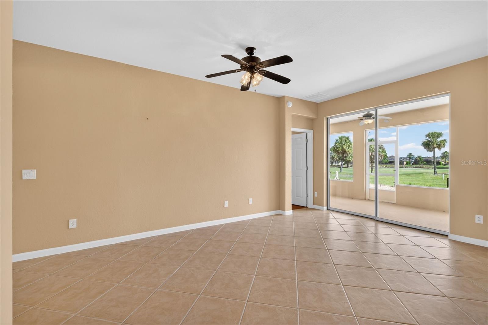 Image 7 of 37 For 9455 71st Loop