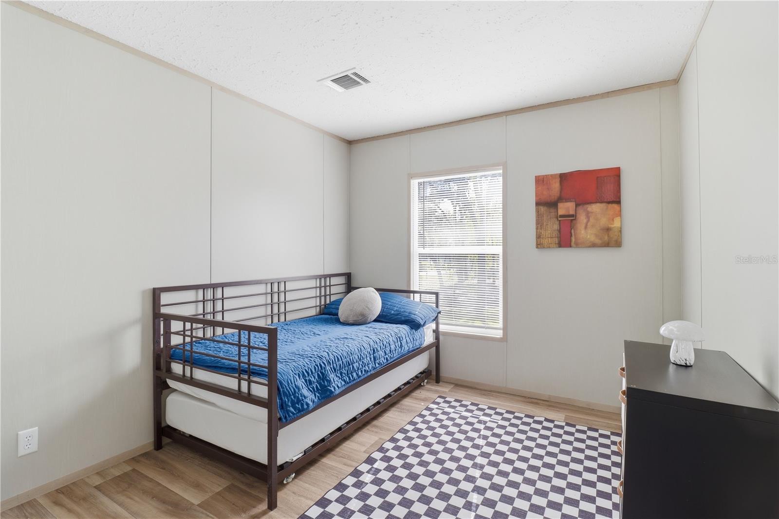 Image 23 of 43 For 4959 178th Terrace