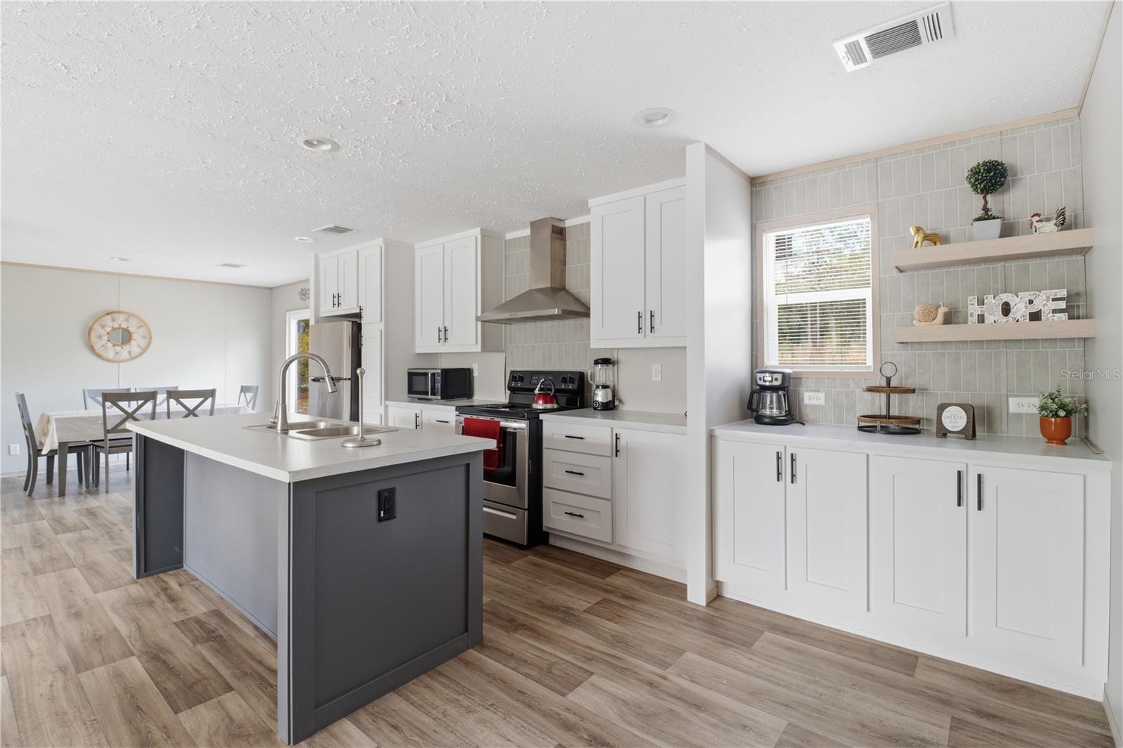 Image 6 of 43 For 4959 178th Terrace