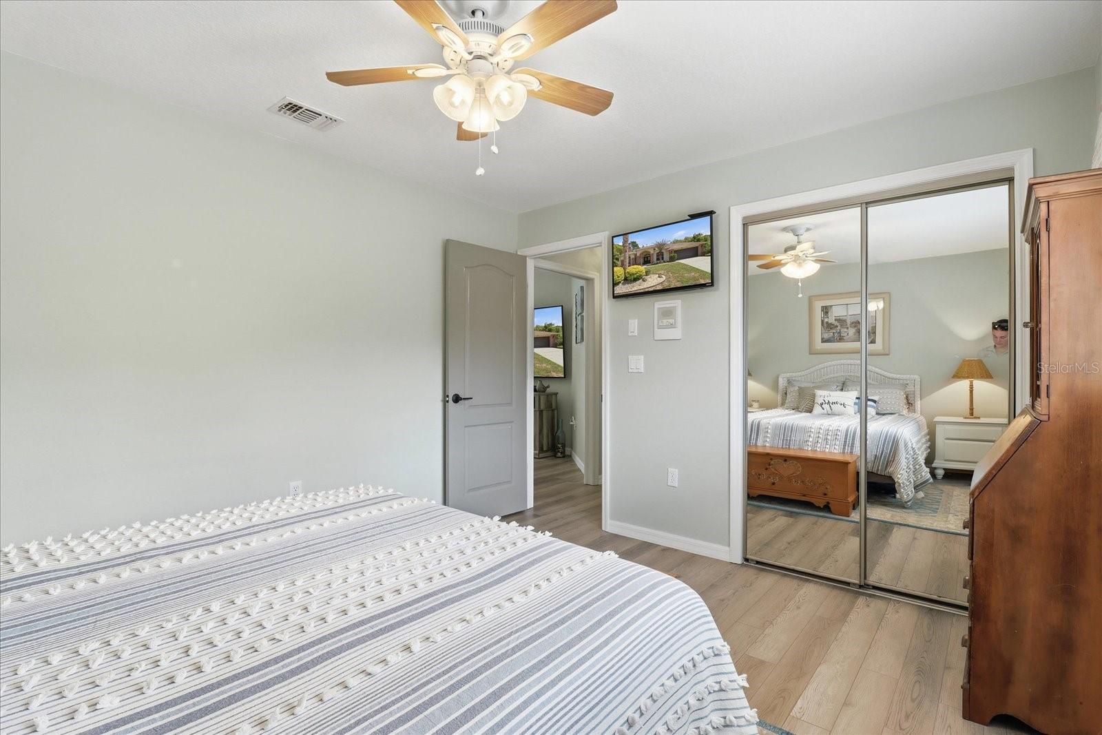 Image 20 of 50 For 16 Calendula Court E