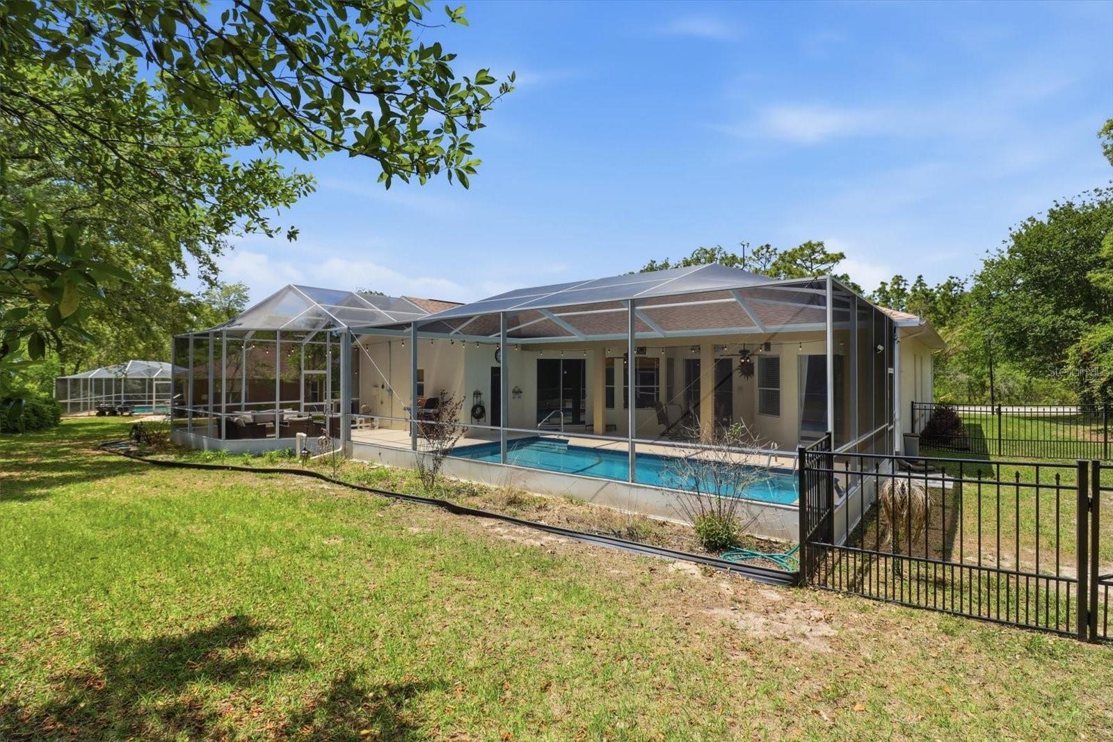 Image 40 of 50 For 16 Calendula Court E