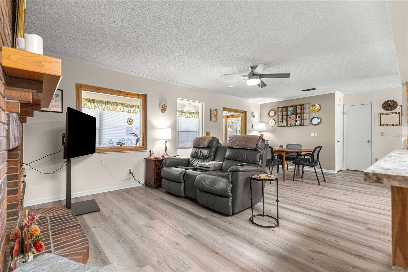 Image 20 of 52 For 8671 97th Street G