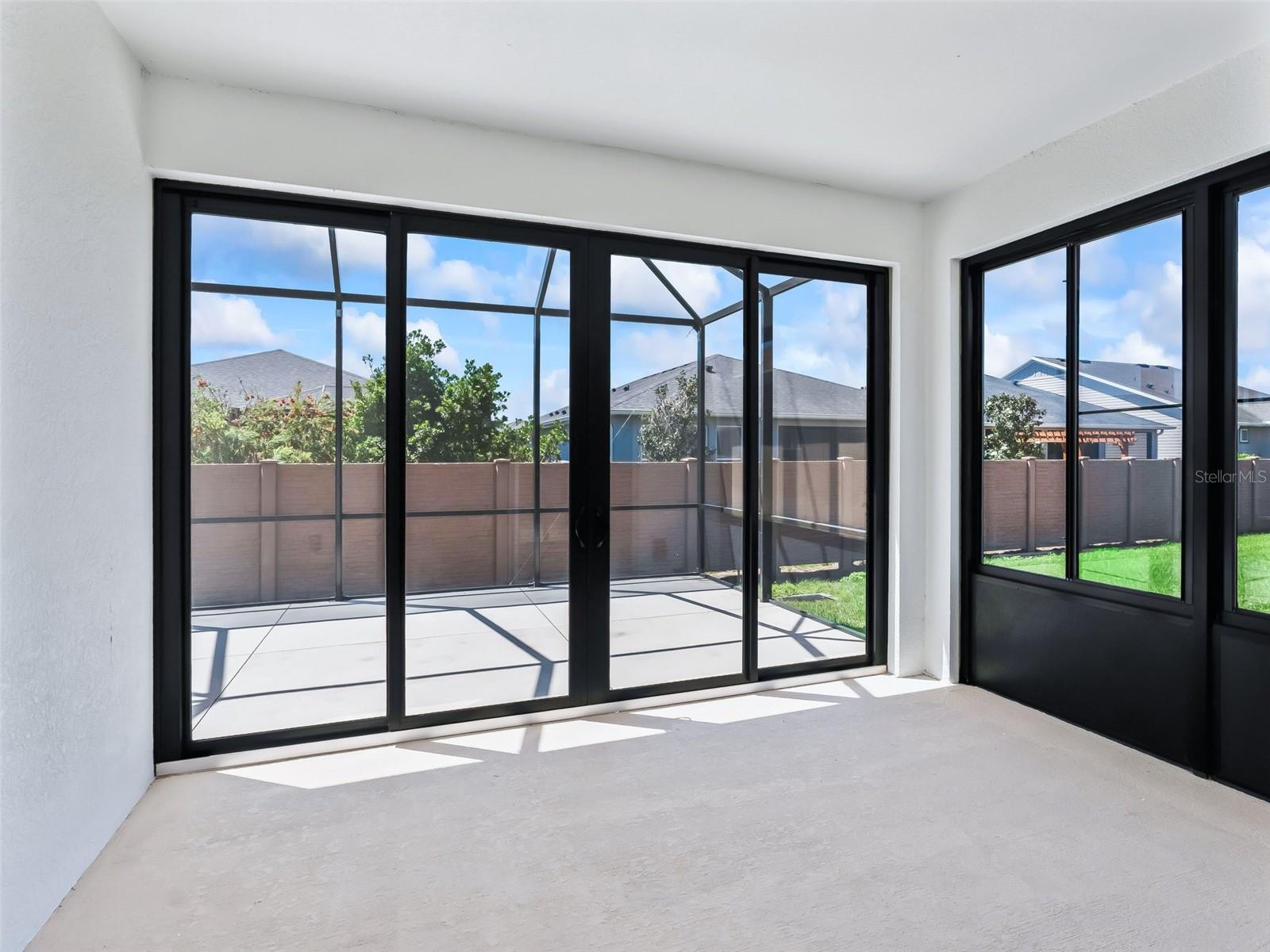 Image 28 of 45 For 5536 40th Loop