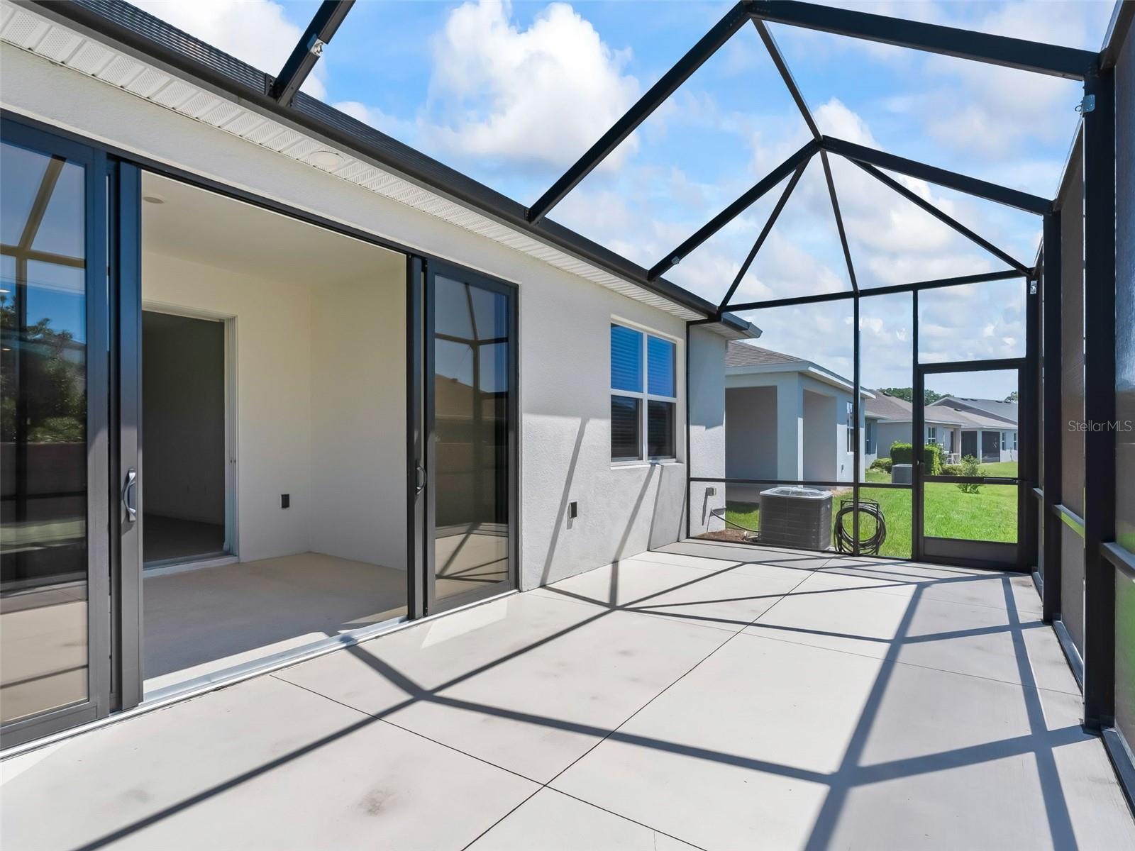 Image 30 of 45 For 5536 40th Loop