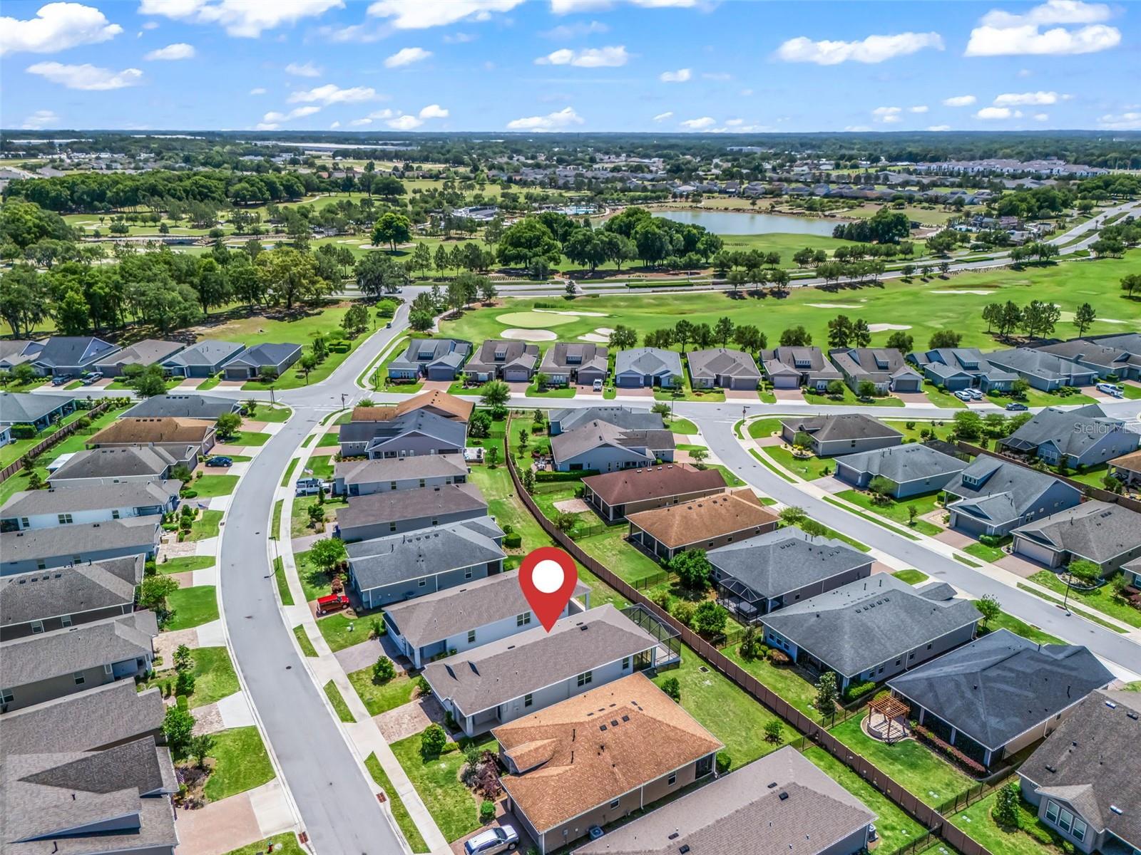 Image 35 of 45 For 5536 40th Loop