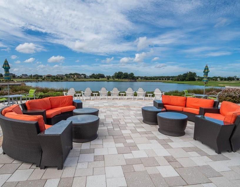 Image 39 of 45 For 5536 40th Loop