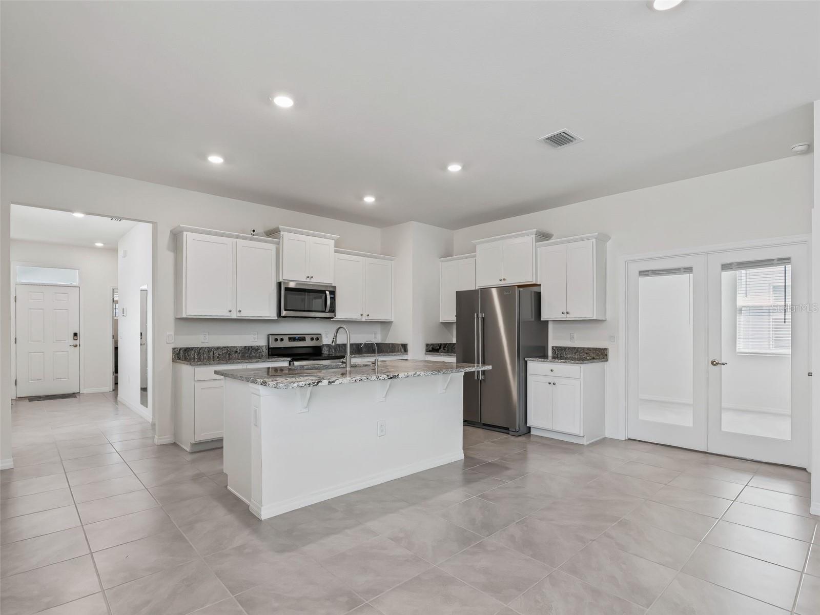 Image 9 of 45 For 5536 40th Loop