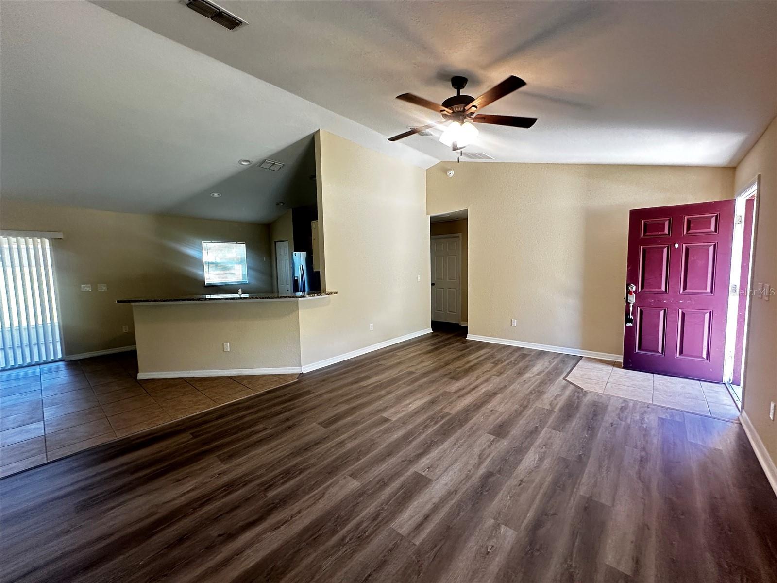 Image 3 of 9 For 18 Pine Circle